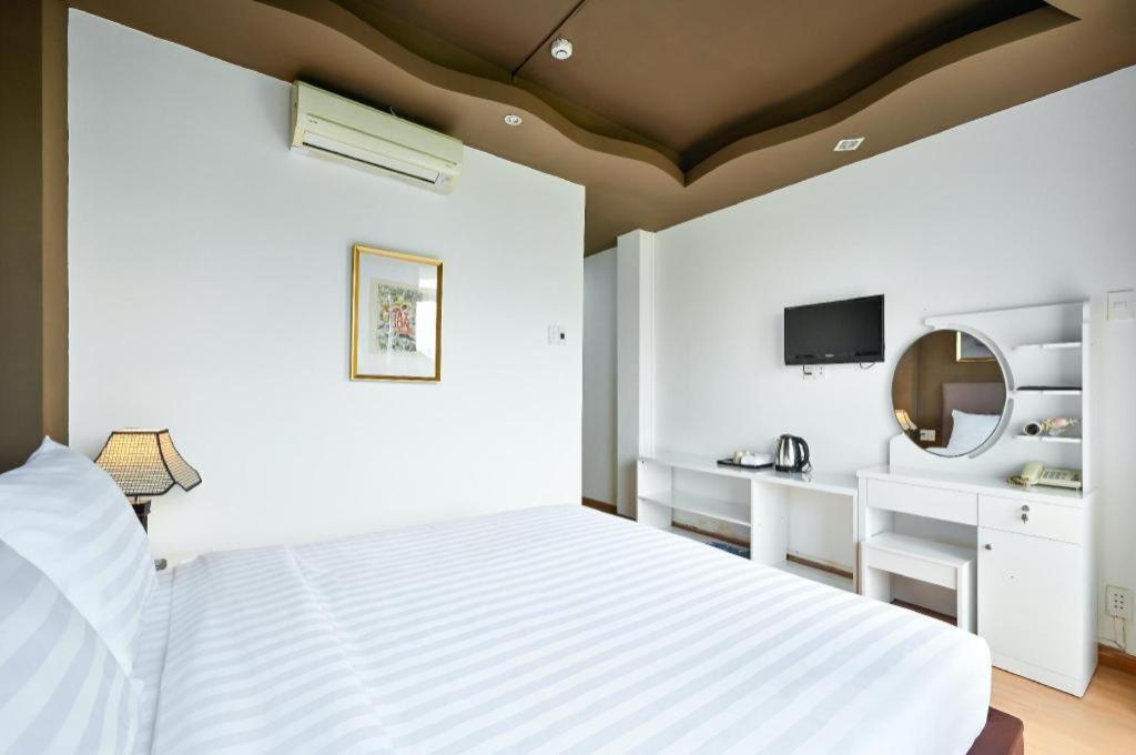 The Noble Swan Wood Park Hotel Ho Chi Minh Zewnętrze zdjęcie