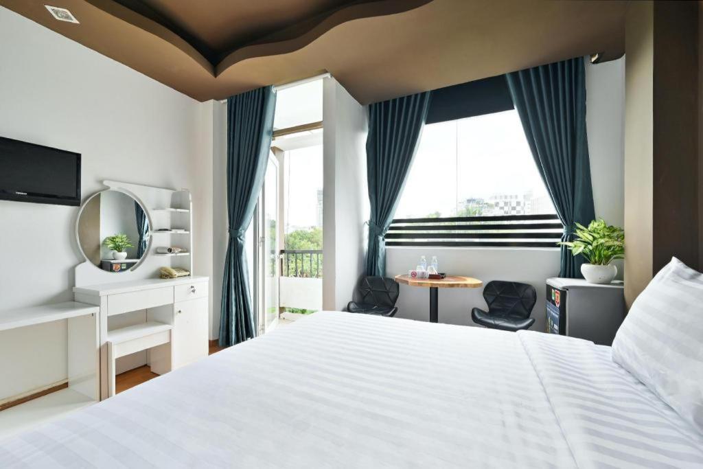 The Noble Swan Wood Park Hotel Ho Chi Minh Zewnętrze zdjęcie